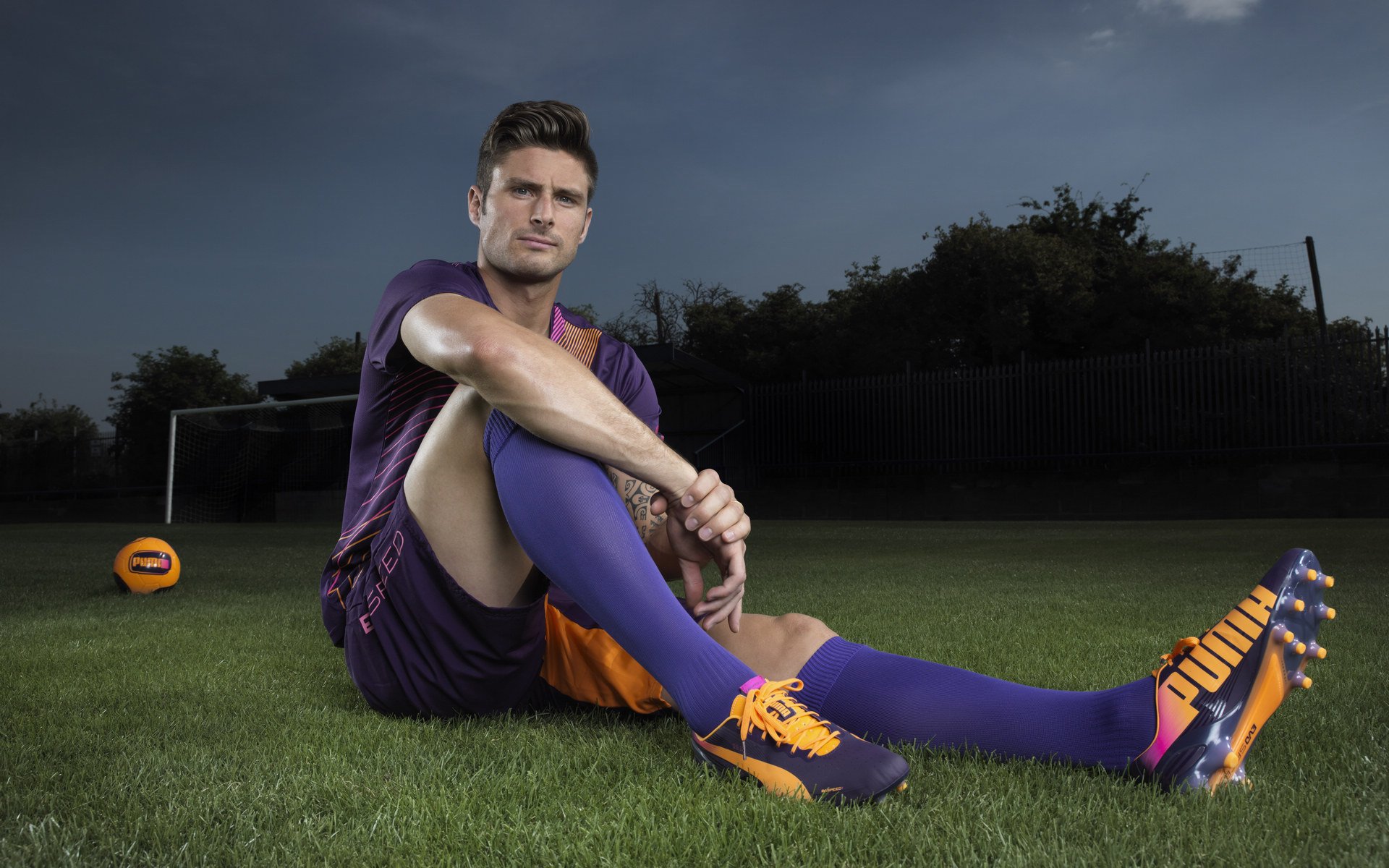 开云体育APP下载-铁塔下的孤胆英雄，欧冠半决赛之夜，托尼如何用一脚改写命运