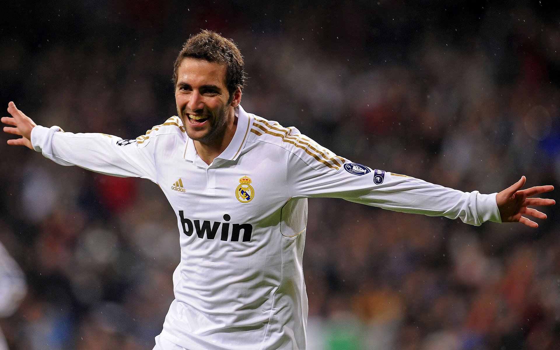 开云体育入口-皇家社会收割洪都拉斯，德里赫特关键制胜背后的足球殖民暗流